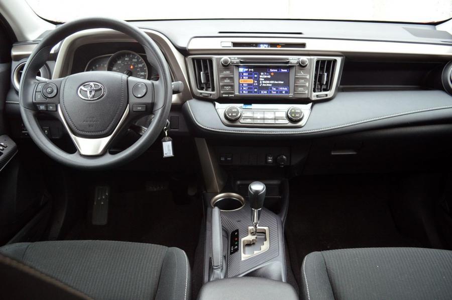  Toyota RAV4 2013 года  (фото 39 из 89)